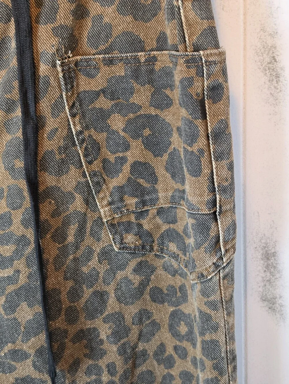 Haptics Leopard Print Drawstring Barrel Jeans